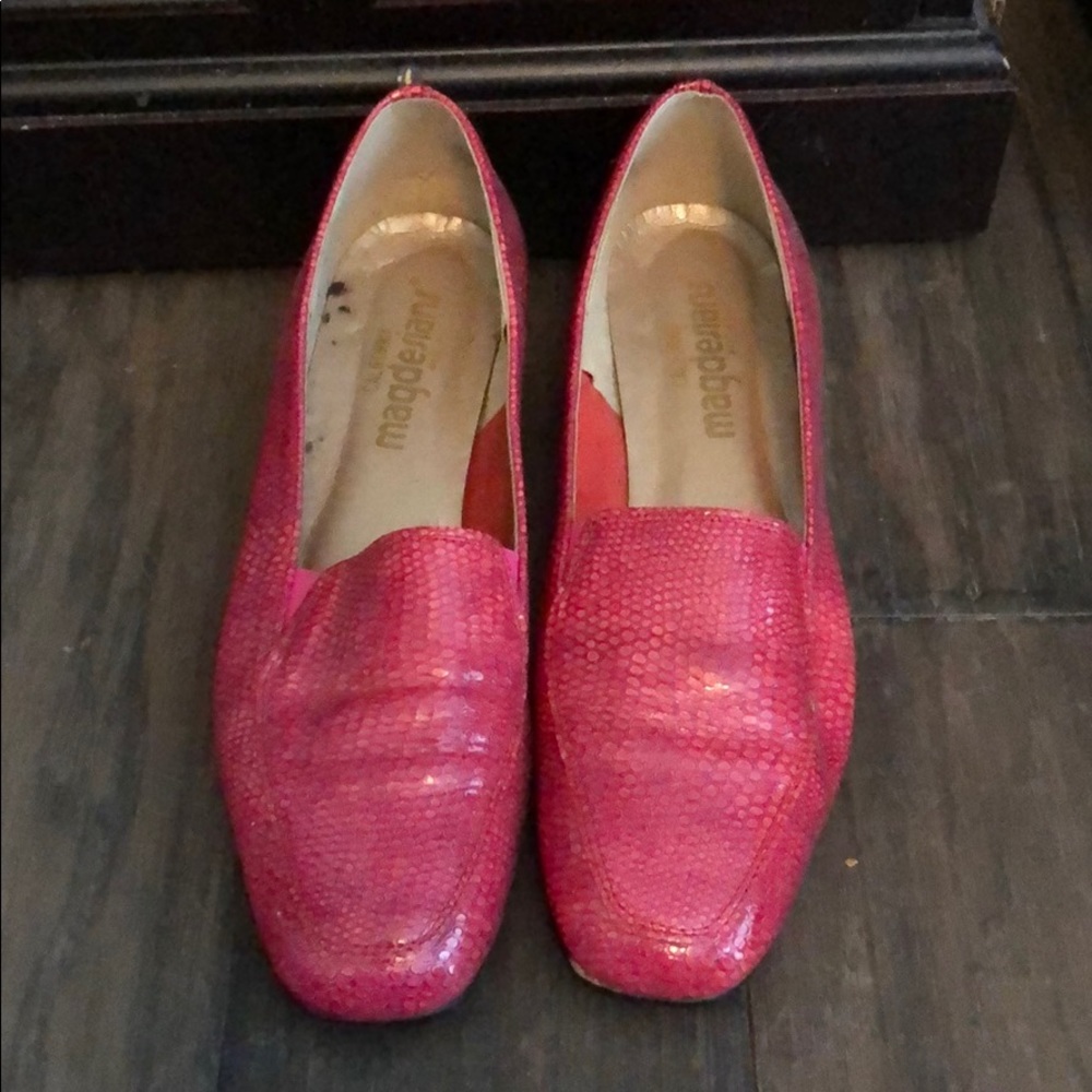Women’s Magdesians Pink Loafers